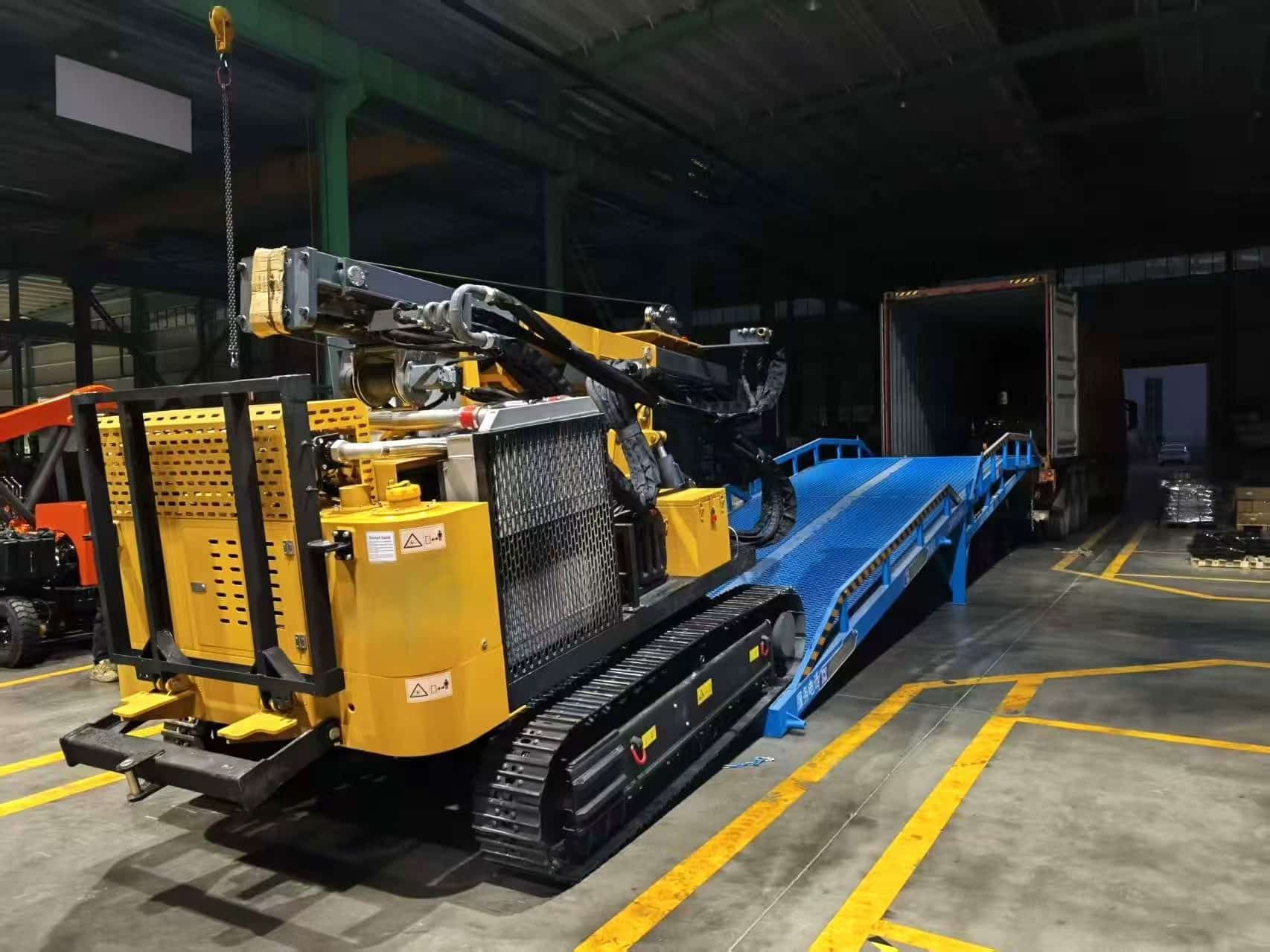 Empowering Italy’s Green Energy: Two Customized TZ536 Solar Pile Drivers Dispatched with Euro 5 Compliance