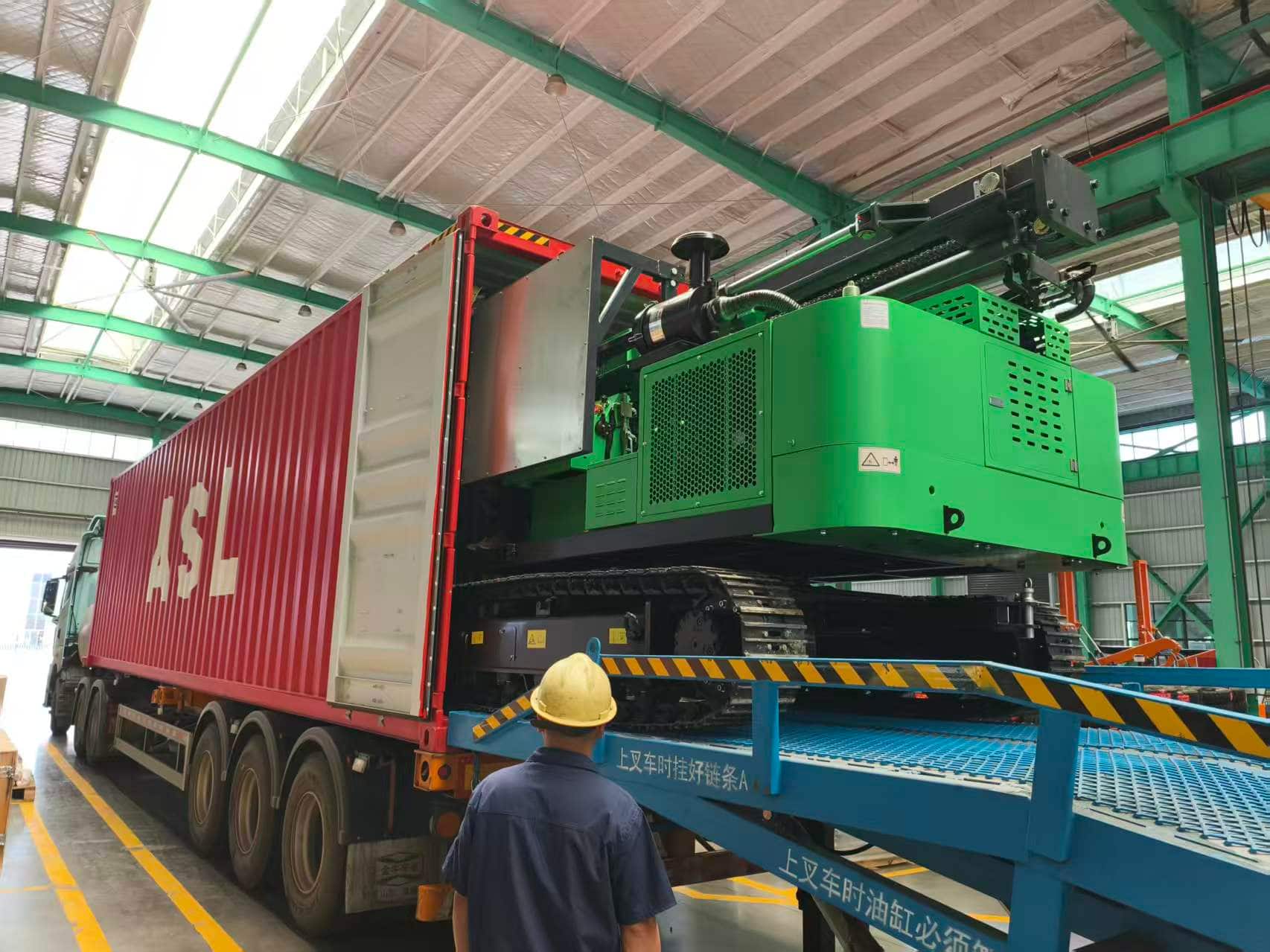 Global Expansion & Reliable Delivery | 5 Units of TZ536 Solar Pile Drivers Shipped to Laos on May 7